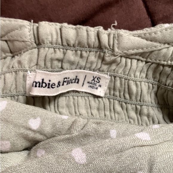 Halter Top - Picture 4 of 4